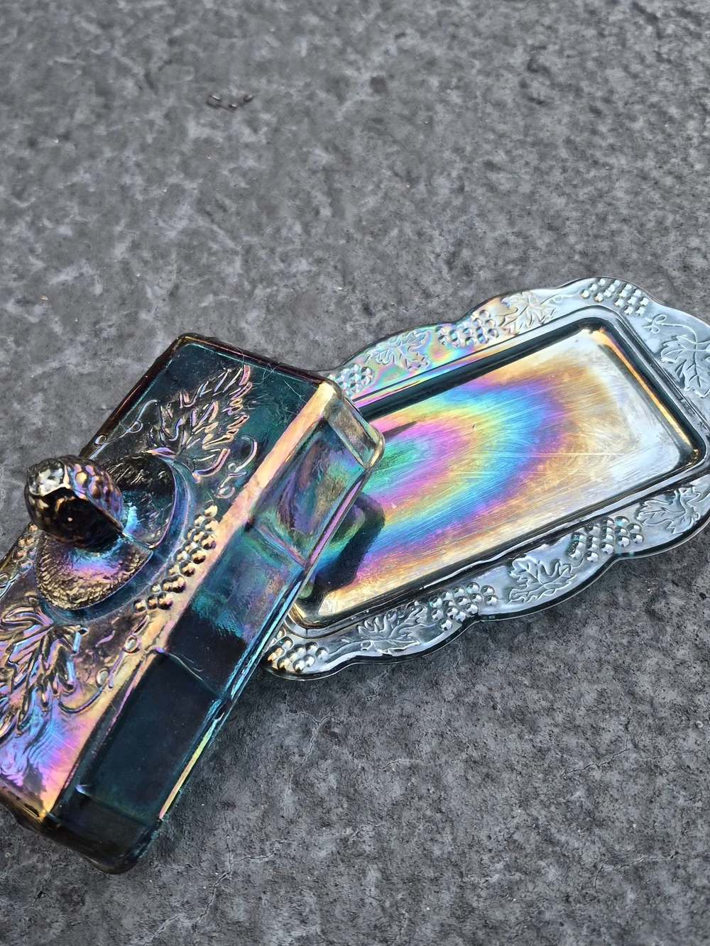 N/A iridescent glass